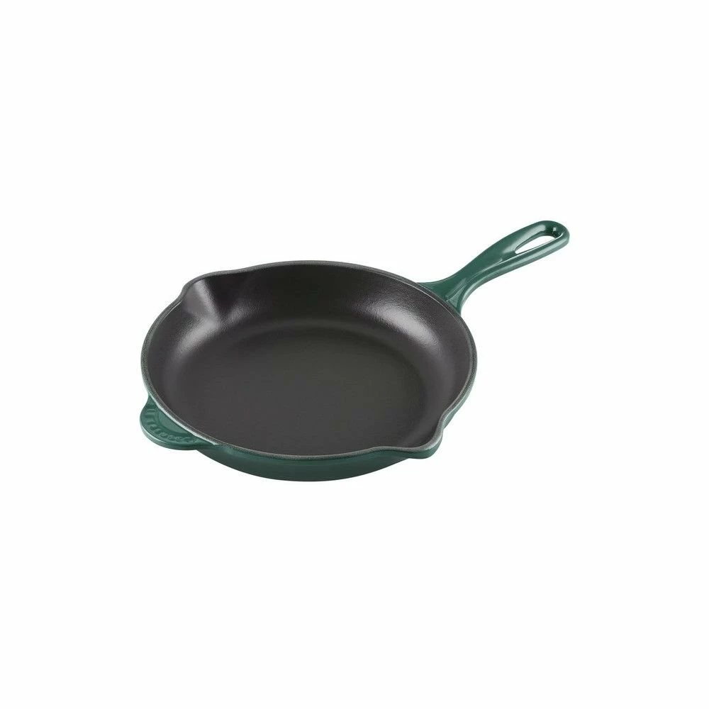 Le Creuset 9" Classic Skillet | Artichaut 3 Le Creuset 9" Classic Skillet | Artichaut