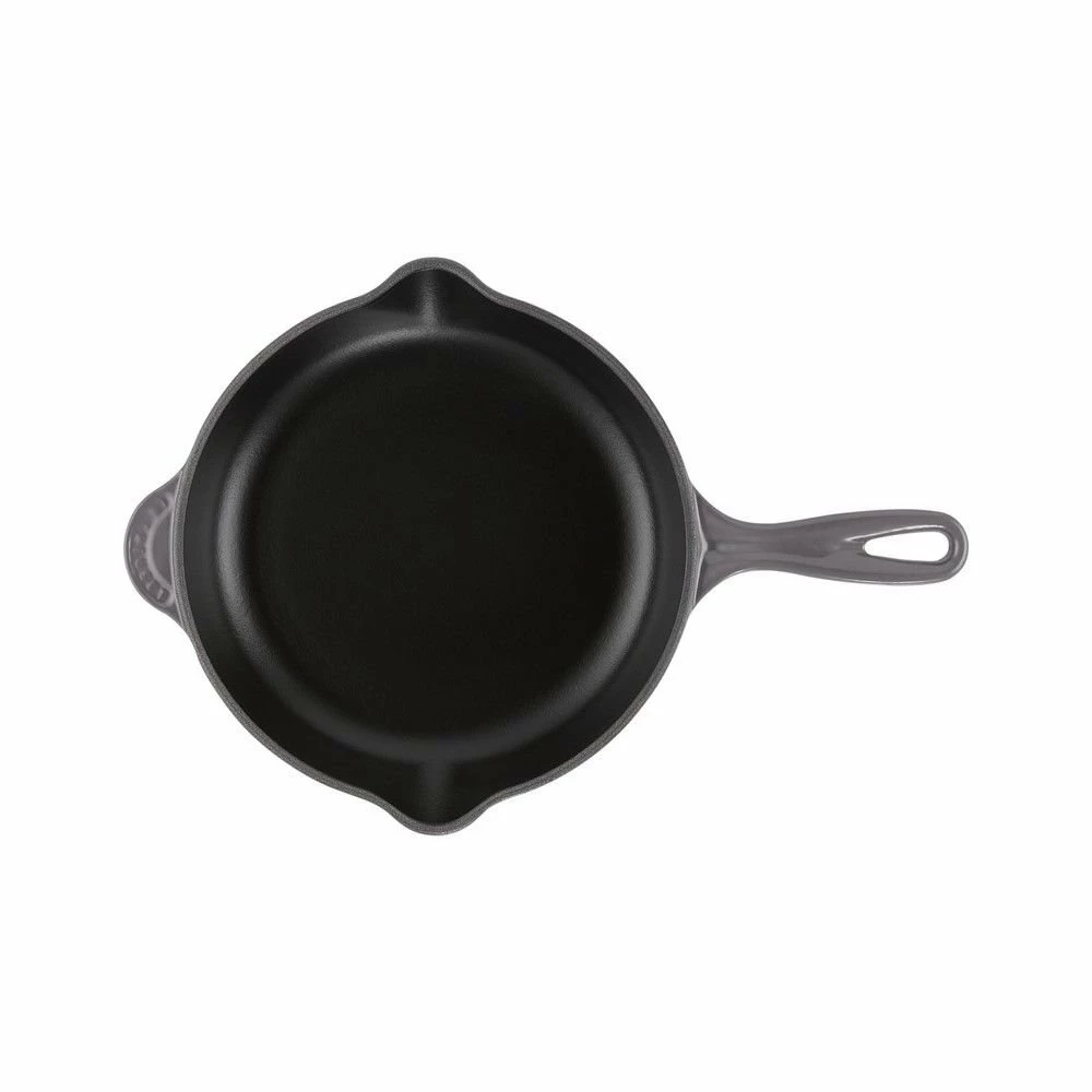 Le Creuset 9" Classic Skillet | Oyster 4 Le Creuset 9" Classic Skillet | Oyster - Image 2