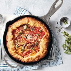 Le Creuset 9" Classic Skillet | Oyster 16 Le Creuset 9" Classic Skillet | Oyster -Cuisinart Sales Shop 38238