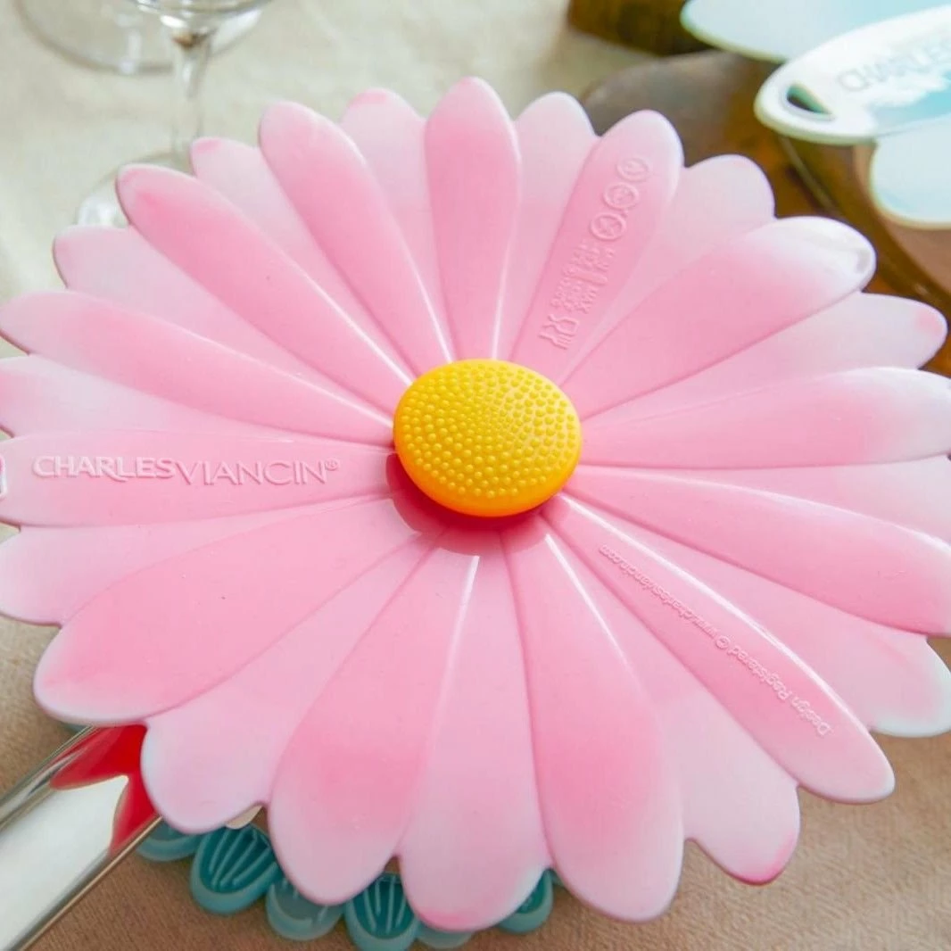 Charles Viancin Silicone Lid | 8" Daisy (Pink With White) 4 Charles Viancin Silicone Lid | 8" Daisy (Pink With White) - Image 2