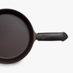 Field Company (Made In USA) Leather Skillet Handle Cover | Black -Cuisinart Sales Shop field lhc black left