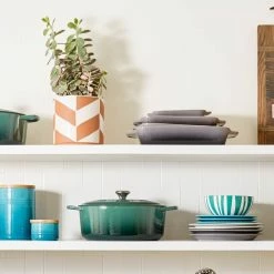 Le Creuset 4.5 Qt. Round Signature Dutch Oven With Stainless Steel Knob | Artichaut -Cuisinart Sales Shop rs11637 2020lecreuset05 lpr