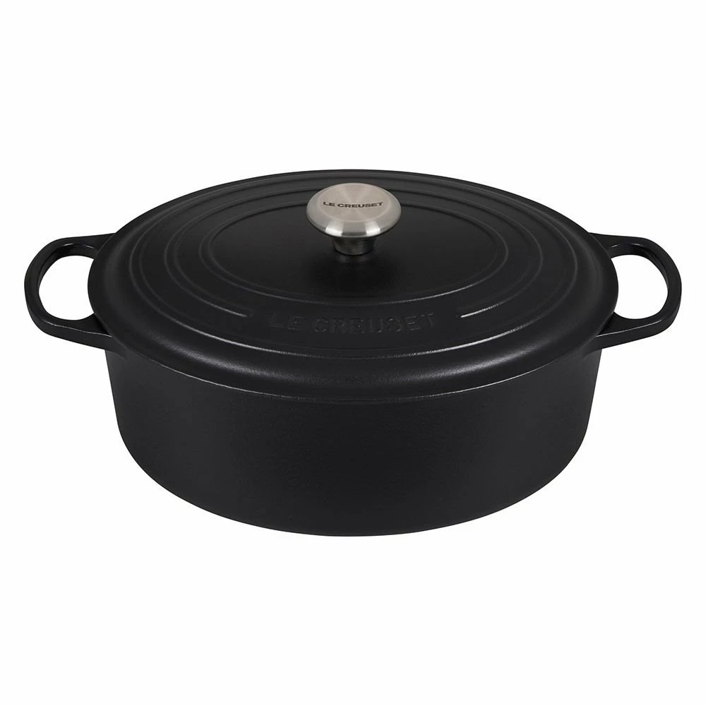 Le Creuset 6.75 Qt. Oval Signature Dutch Oven With Stainless Steel Knob | Licorice 3 Le Creuset 6.75 Qt. Oval Signature Dutch Oven With Stainless Steel Knob | Licorice