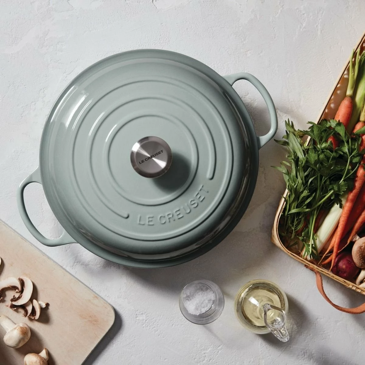 Le Creuset 3.5 Qt. Signature Enameled Cast Iron Braiser With Stainless Steel Knob | Sea Salt 8 Le Creuset 3.5 Qt. Signature Enameled Cast Iron Braiser With Stainless Steel Knob | Sea Salt - Image 6