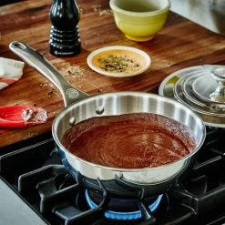 Le Creuset 2 Qt. Stainless Steel Saucier Pan With Lid -Cuisinart Sales Shop saucier3