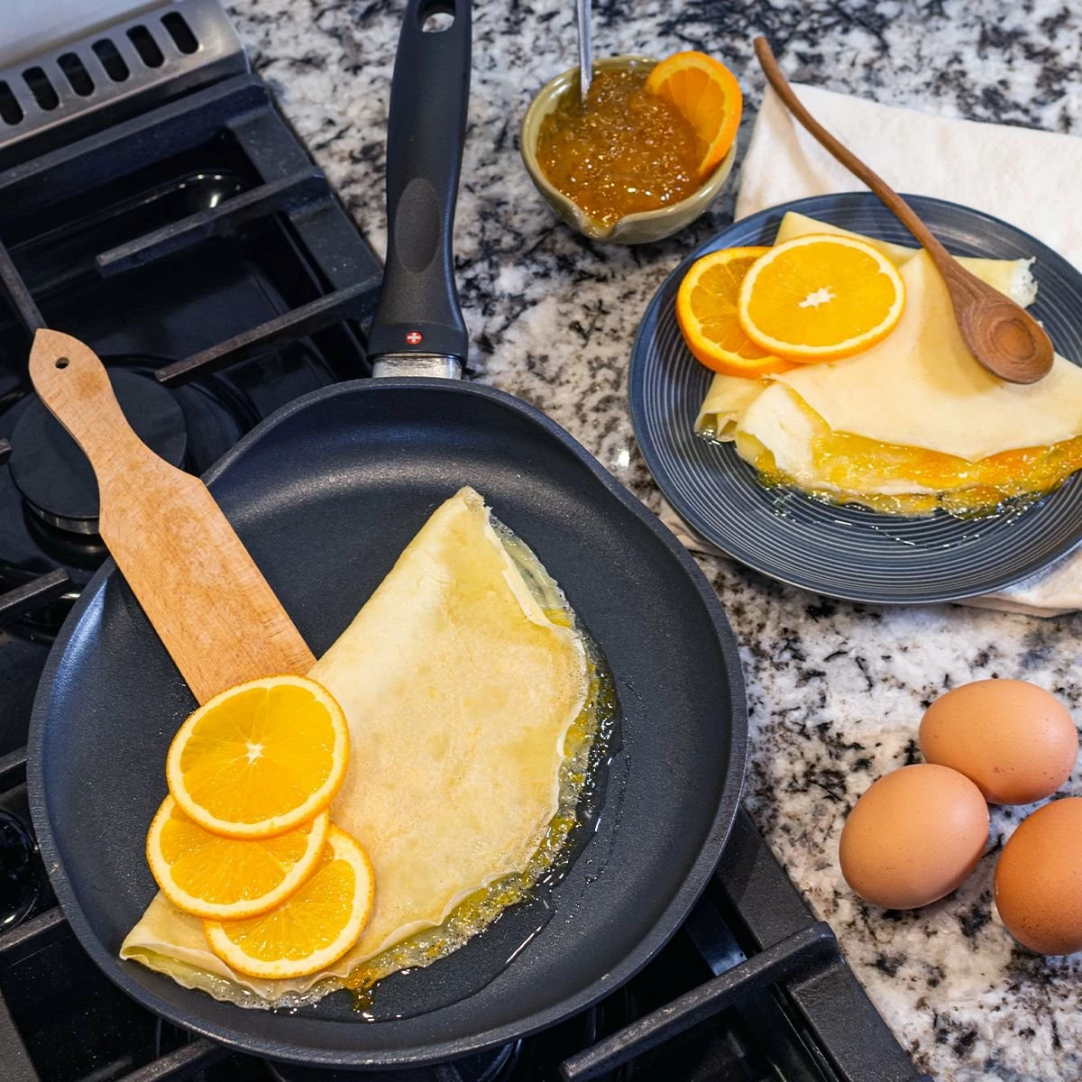 Swiss Diamond | HD Crepe Pan - 10.25" - Image 2
