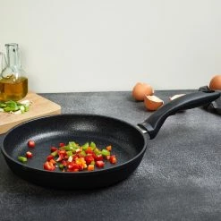 Swiss Diamond | HD Induction Fry Pan - 8" -Cuisinart Sales Shop xd6420 v4 2