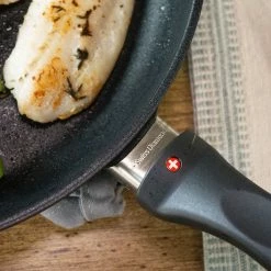 Swiss Diamond | XD Fry Pan - 11" -Cuisinart Sales Shop xd6428c 318